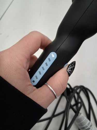 BIO IONIC LONG BARREL PRO CURLING IRON HAIR STYLER - 1.5" - BLACK (MODEL: Z-FGTST-CL-1.5) image 4