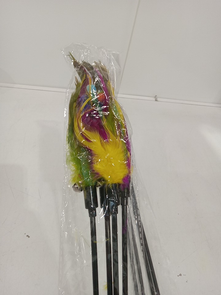 4PK Feather Cat Teaser Toy with Bell Tassels - 24" - MULTICOLOUR image 3