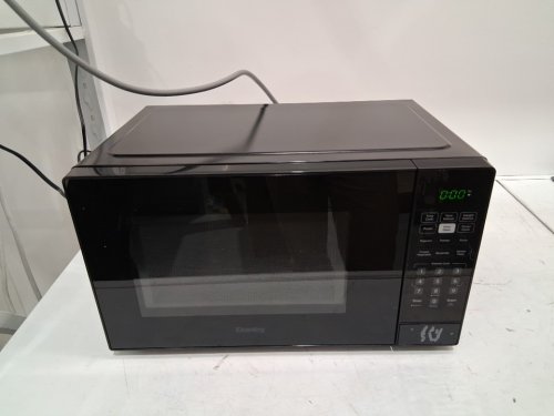 DANBY COUNTERTOP MICROWAVE- 0.9 CU. FT - 900W - BLACK (MODEL: DBMW0921BBB) image 3
