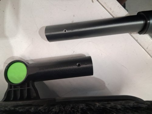 2pc polar xtreme snow brush and scraper with rubber side - 58" - green/black (model:2732382) image 4
