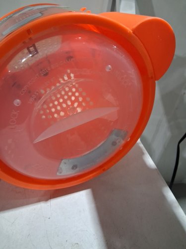 South Bend Collapsible Minnow Bait Bucket w/ Handle -8.14" - orange (Model: SB-EXPBKT) image 3