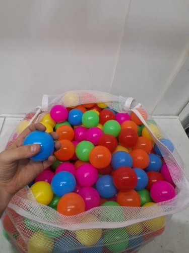 100pk Amazon Basics BPA Free Crush-Proof Plastic Ball Pit Balls with Storage Bag - multi-colors image 4