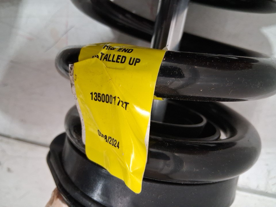 monroe quick strut suspension strut and coil spring assembly for 2006 to 2008 dodge ram 1500 models - black (model: 171111) image 5