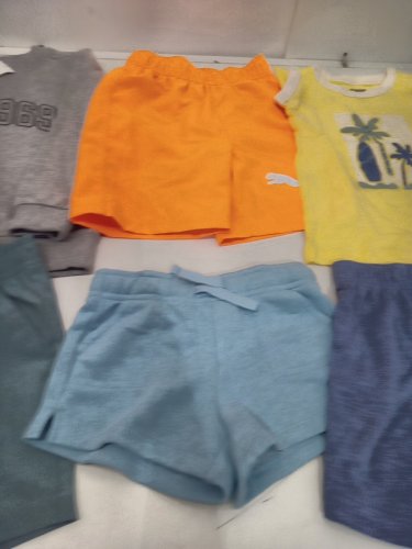 6 ASSORTED BOY'S CLOTHES - SIZE 3 - ASSORTED BRANDS image 3