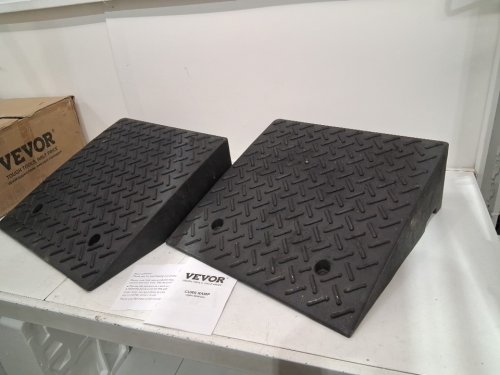 2PK Weatherproof Rubber Driveway Curb Ramp - 7000LBS MAX - 7" Rise - 19.3"" x 19.3" - Black- (Model: 0207V3IG) image 2