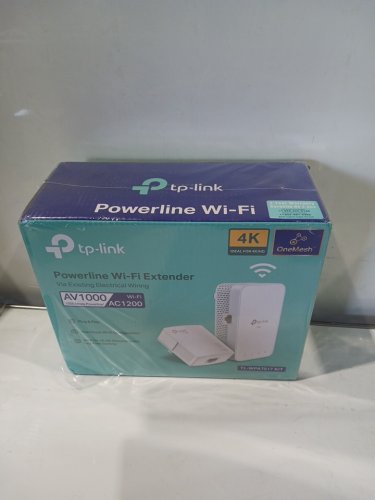 TP-Link AV1000 Gigabit Powerline WiFi Extender - white (model: TL-WPA7517 KIT) image 2