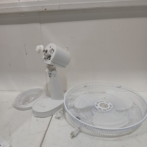 TOOLTECH 3-SPEED INDOOR OSCILLATING DESK FAN - 16" - WHITE (MODEL: 100076) image 3
