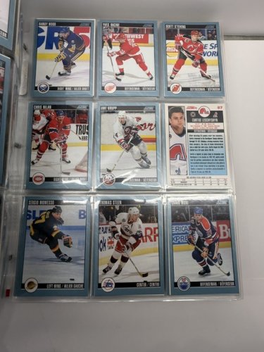 580 APPROX ASSSTD SCORE 1992 NHL HOCKEY CARDS image 18