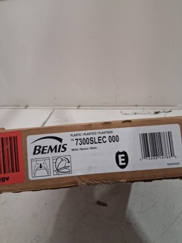 BEMIS slow close easy clean toilet seat - Elongated 18.5" - White - ( model: 7300SLEC 000 ) image 3