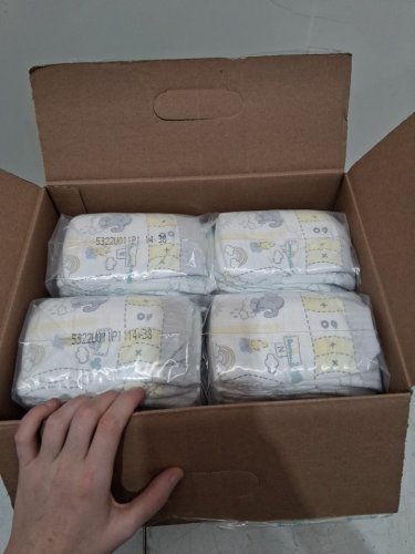 136PK PAMPERS SWADDLERS DIAPERS - NEWBORN SIZE image 4