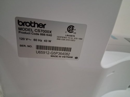 Brother computerised 70 stitch Sewing & Quilting Machine with lcd display, hard cover & extension table - White (Model: CS7000X) image 6