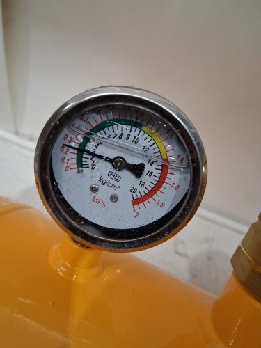 DWALE ‎Portable Air Tire Bead Seater for Car, Tractor Truck, ATV Tank -5gal-145PSI-Yellow (model:‎BC-007) image 4