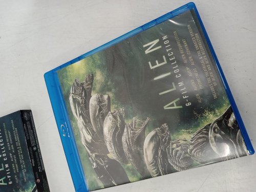BLU RAY/DIGITAL code ALIEN 6-film collection: ALIEN, ALIENS, ALIEN3, ALIEN RESURRECTION, PROMETHEUS, & ALIEN COVENANT image 2