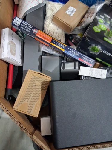 assorted MIXED item MYSTERY PALLET - VARIOUS PRODUCTS - aprox 300+ - (pallet #19) image 7