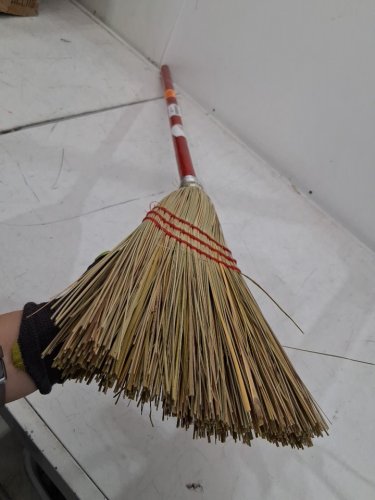 Carlisle 3-stitch Lobby Broom with Blended Corn Bristles - 40" - Red (Model: 368200) image 4