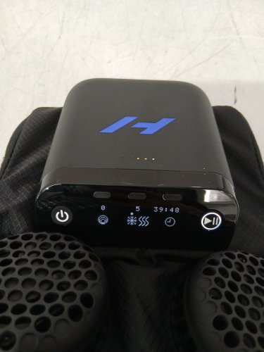 Hyperice X2 cordless Shoulder contrast therapy device with body straps / ac cable & charger- 40°F-121°F - black (modal: hx20002) image 5