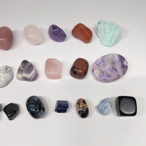 30 Assorted Crystals, Minerals and Stones image 5
