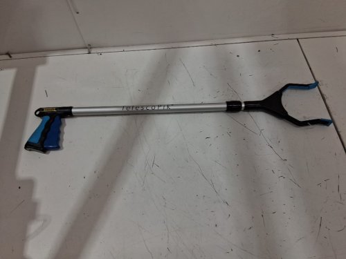 pikstik telescopik adjustable length reacher - 33" to 44" - silver/blue image 3