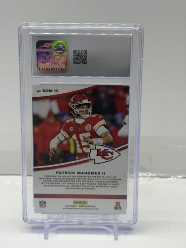 CGC GRADED 10 GEM MINT 2019 DONRUSS DOMINATORS PATRICK MAHOMES II #DOM-15 image 3