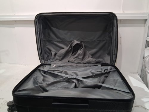 AmazonBasics Hardside Spinner roller Travel Luggage Suitcase - 30" - black image 7
