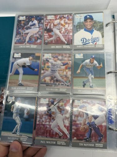 500 APPROX ASSSTD 1991 FLEER BASEBALL MLB CARDS image 17