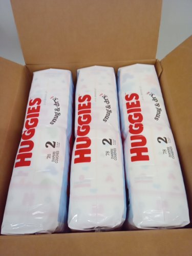 234pk huggies snug and dry baby diapers - size 2 (12-18lb) - disney baby mickey mouse image 3