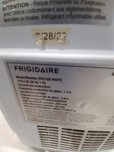 FRIGIDAIRE COMPACT ELECTRIC ICE MAKER - MAKES 26LBS OF ICE/DAY - WHITE (MODEL: EFIC160-WHITE) image 6