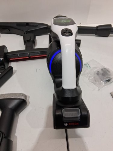 11PC bosch Unlimited 10 Cordless Vacuum - dark cream/Black (model: BCS1041TUC) image 3