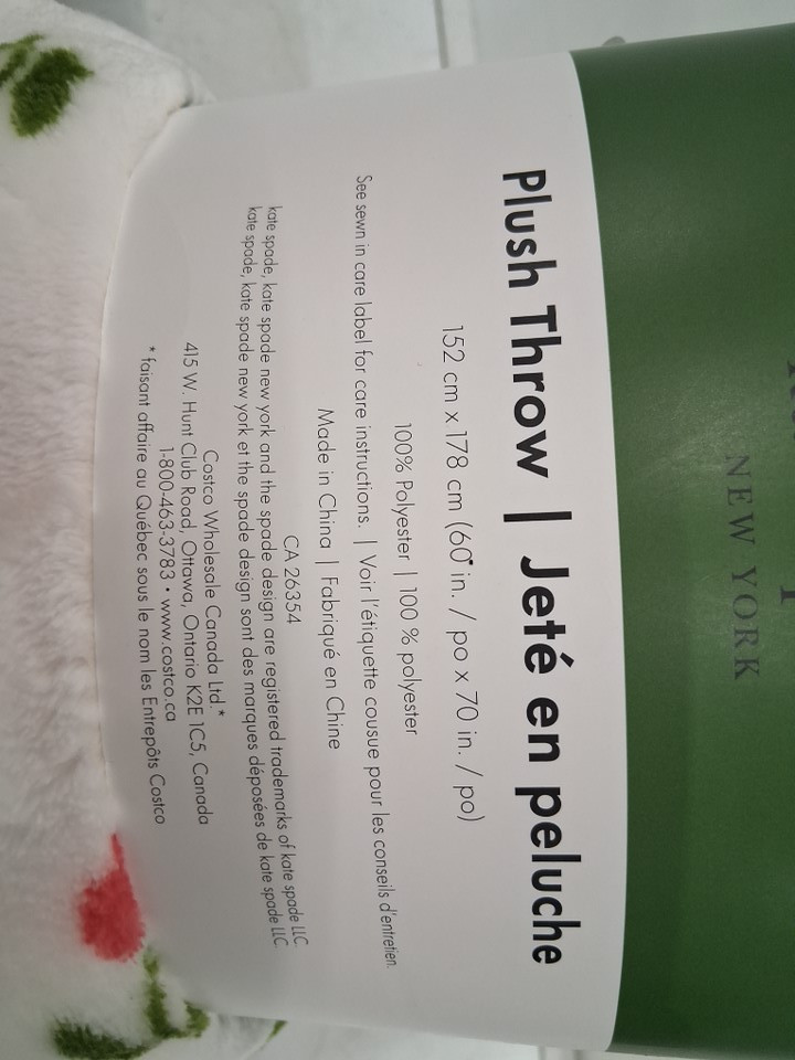 kate spade plush throw blanket - 60" x 70" - cheery cherries (model: 1859162) image 3