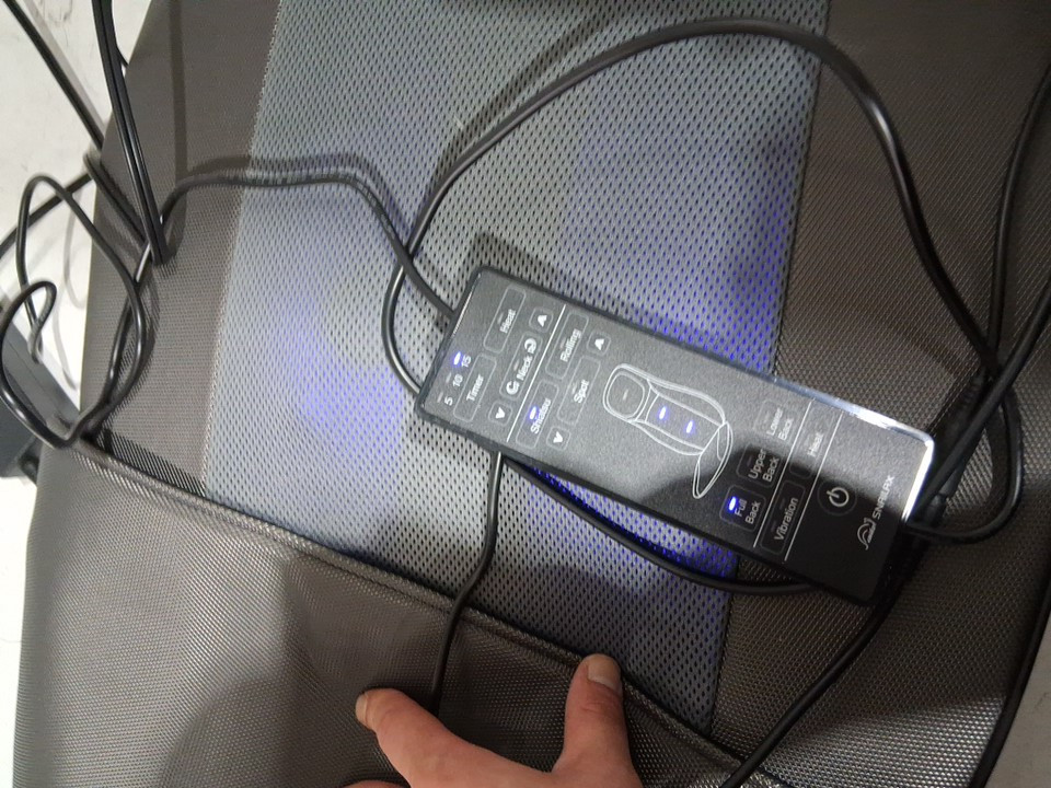 snailax shiatsu neck, shoulders & full back kneading shiatsu/rolling massager with heat - grey (model: sl-233) image 3