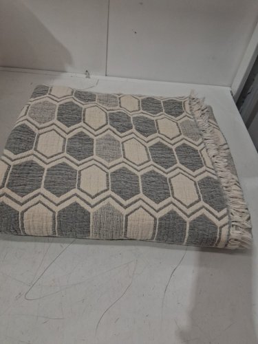 Life Comfort Reversible Cotton Throw - 50" X 64" - grey/white (model: 1726023) image 2