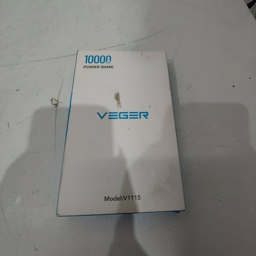 VEGER PORTABLE CHARGER POWER BANK FOR IPHONE WITH BUILT IN CABLES AND WALL PLUG - 10000MAH - BLACK - (MODEL: V1115) image 3
