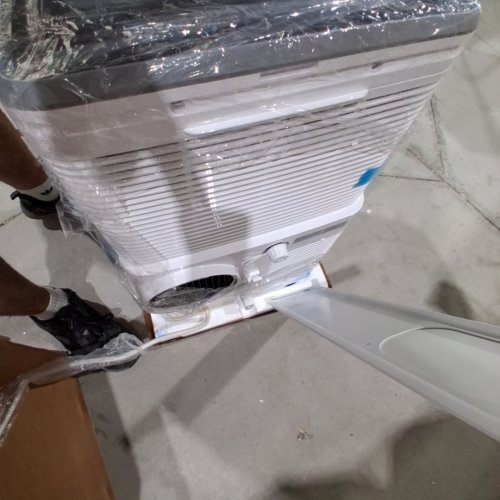 frigidaire 3-in-1 wifi connected smart portable air conditioner with multi-speed fan and dehumidifier mode - 14 000 BTU - cools up to 550 sq. ft - white/black (model: fhpw122ac1) image 2