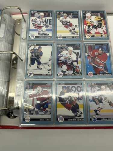 580 APPROX ASSSTD SCORE 1992 NHL HOCKEY CARDS image 13