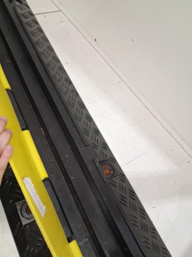 cable / hose protector ramp with flip open top cover - 39" x 10" - black/yellow (model : cp-r02-1) image 6