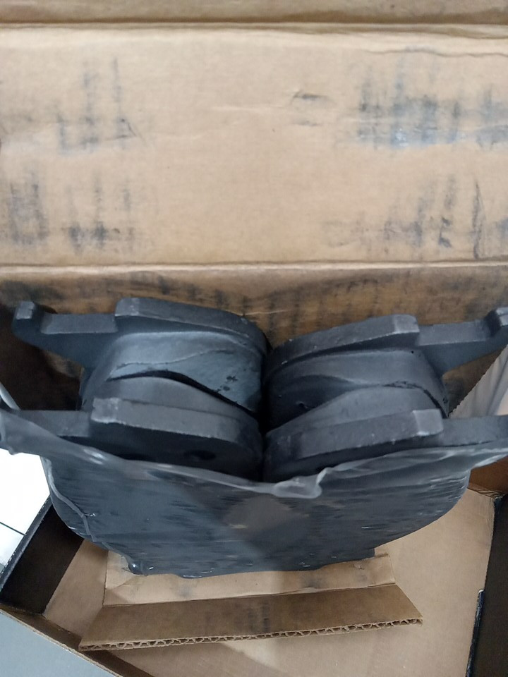 Performance Friction Carbon Metallic with Anti-Corrosion Coatings Brake Pads - (Model: 0786.12) image 2