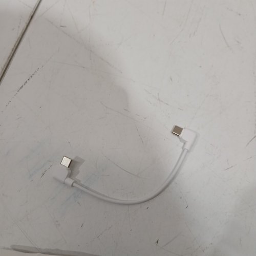 Insta360 Flow 2 Pro USB-C Charge Cable - 5.5" - white - (model:CINSBBQE) image 3