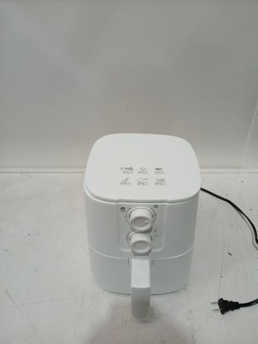 Starfrit Electric Air Fryer WITH Adjustable Temperature Control - 2QT/1.89L - WHITE (MODEL: 024607) image 3