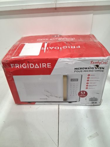 FRIGIDAIRE Countertop Microwave Oven - 1.1 CU. FT 900W- WHITE - (MODEL: EMW1154) image 2