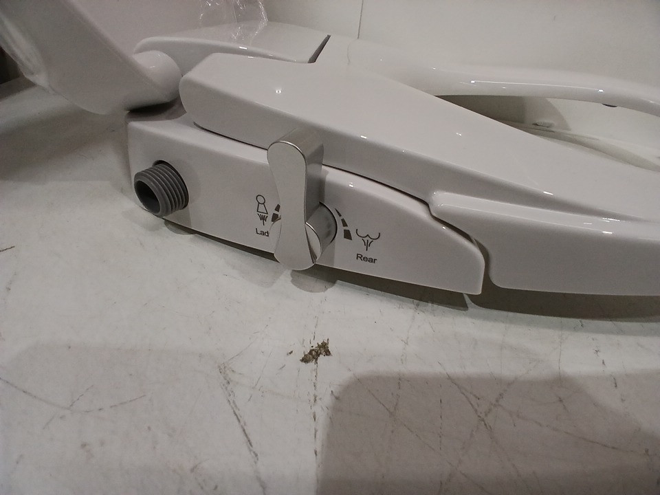Garvee Bidet Round Toilet Seat with Adjustable Spray Pressure - White (Model: PHO_0XYKXH95) image 7