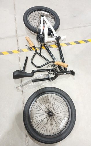 korimefa kids freestyle bmx bike with pegs and 360 gyro - 20" wheels - 145lbs cap - Black (model: kf-bmx01-b20) image 3