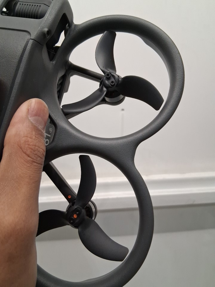 dji avata 2 fly more combo fpv drone -  4k camera | 3 batteries + hub | VR | 155 Degree fov | goggles n3 | rc motion 3 - gre image 9