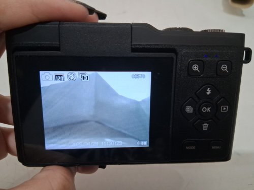 Digital Camera with 16X Zoom - 64MP / 180 Degree Flip Screen (Model: DC082-LXT-8) image 4