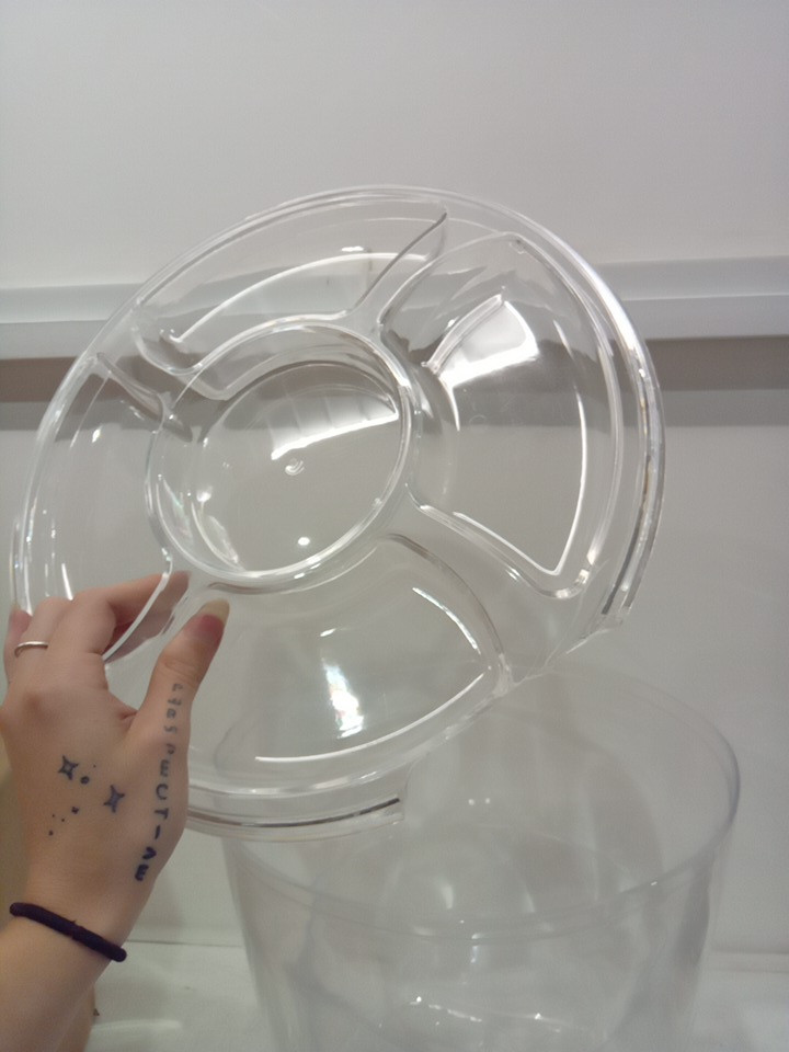 PLASTIC BEVERAGE / DRINK DISPENSER- CLEAR image 4