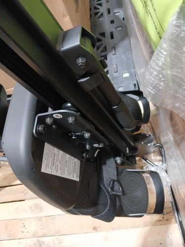 ECHELON FITNESS CONNECTED EQUIPMENT ROWING MACHINE WITH 22" HD DISPLAY (MODEL: ROW-S) image 6