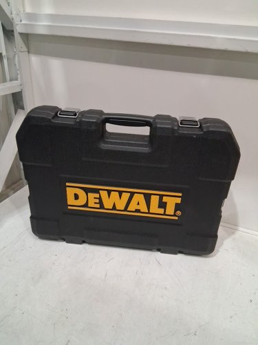dewalt mechanics tool & socket kit - black (model: DWMT73803) image 4