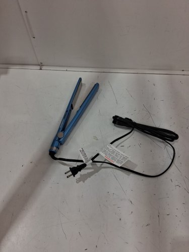 babylisspro nano-titanium and ceramic flat iron - maximum smoothness and shine - 1 1/4" - blue -(model: bnt9125tc). image 3