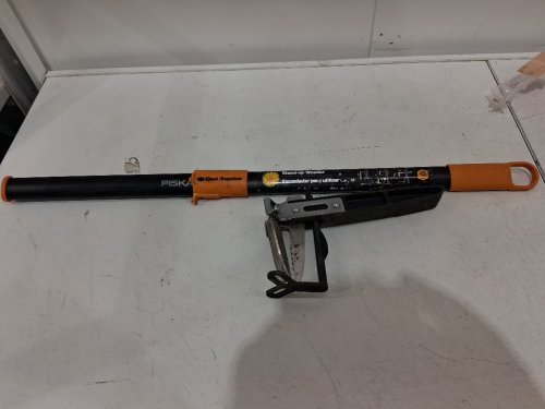 Fiskars 3-Claw Stand Up Weed Puller - 39" - Black/Orange (Model: 378800-5002) image 2