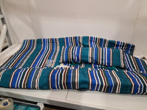 Sunnydaze Heavy-Duty Two-Person Quilted Fabric Hammock - 450lbs capacity - 10.5ft - blue stripe (model:hmqf-30) image 4