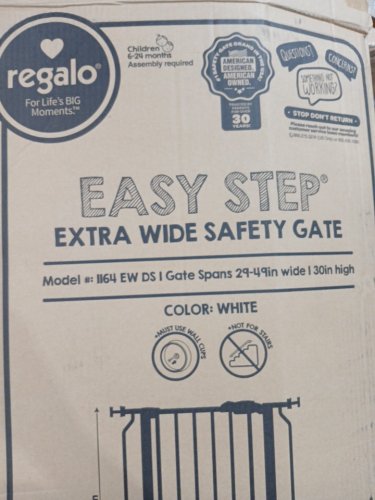 REGALO EASY STEP EXTRA WIDE METAL SAFETY GATE - 30" X 29"- 49" - WHITE (MODEL: 1164EWDS) image 4